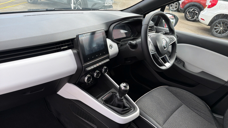 Renault Clio 1.0 TCe 90 Techno 5dr Petrol Hatchback